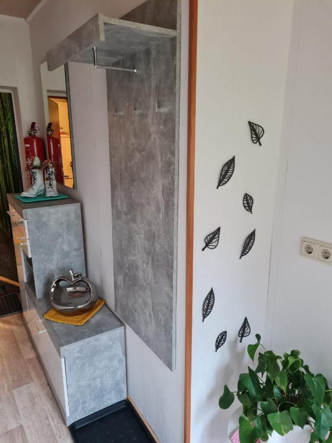 Apartamento Haus Am Waldesrand Tanne Exterior foto